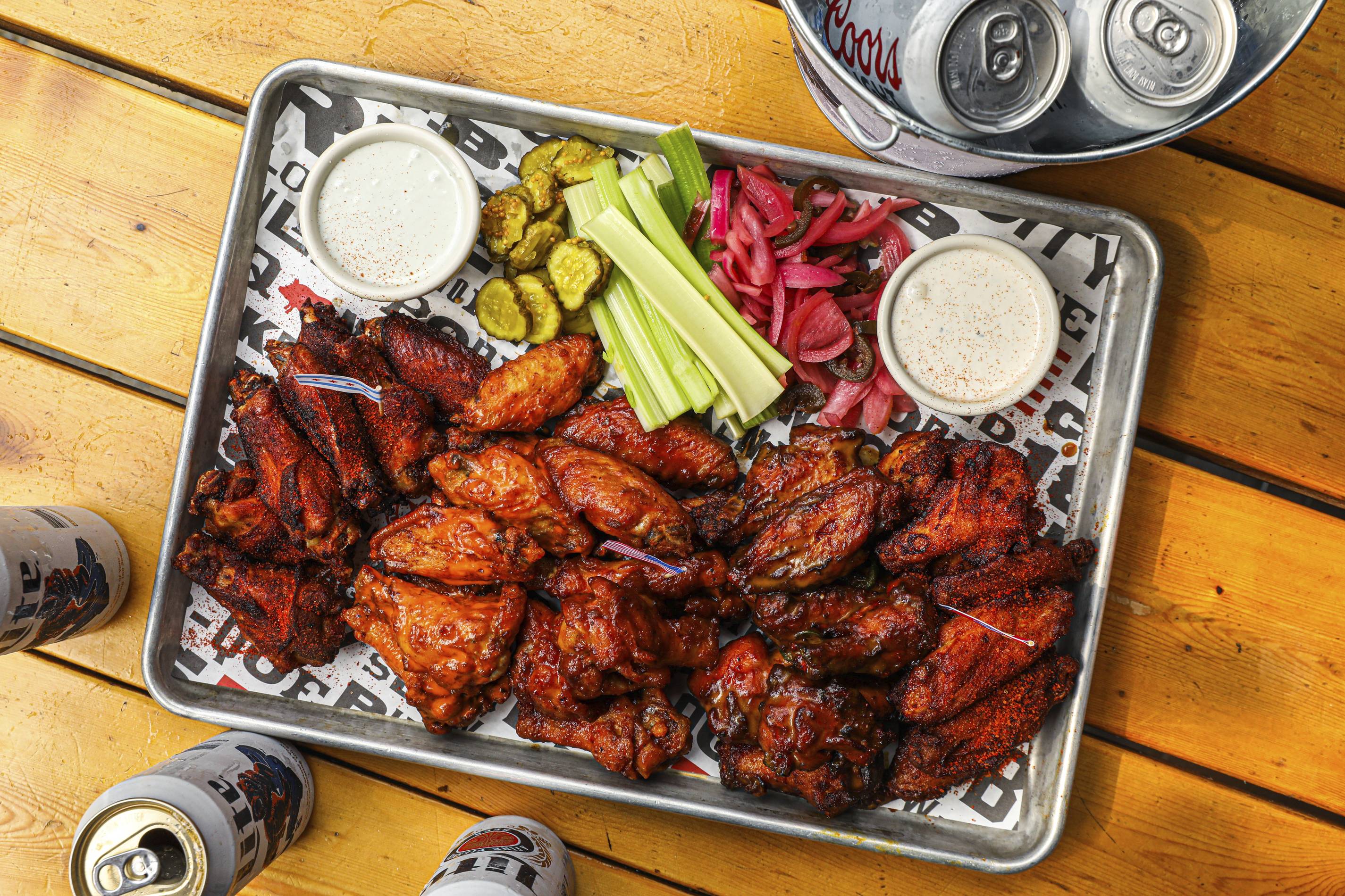 Bes tof Lettuce Delivered Bub City Wing Tray Super Bowl Sunday Chicago